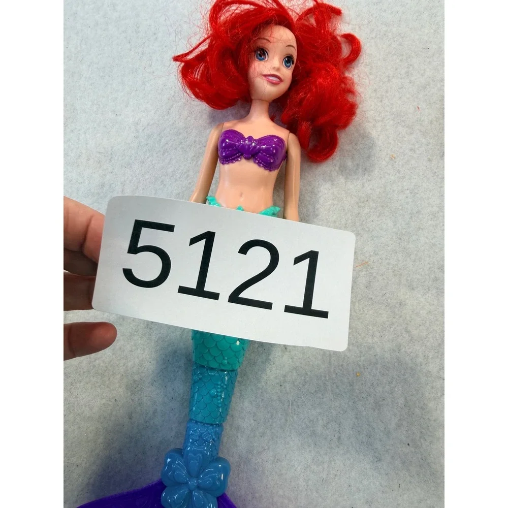 Disney Princess Swimming Adventures Ariel Mermaid Doll E0051 WORKS Hasbro